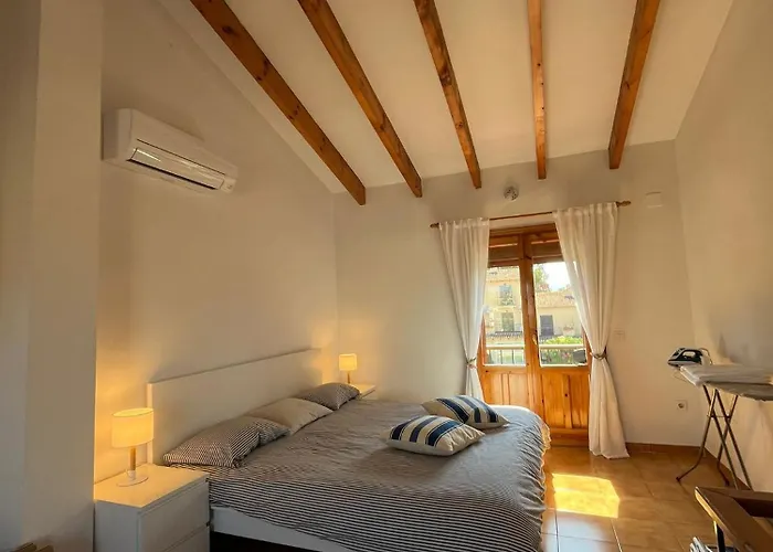 Prázdninový dům Charming House With Pool, Not Far From Beaches, Mountain And Denia